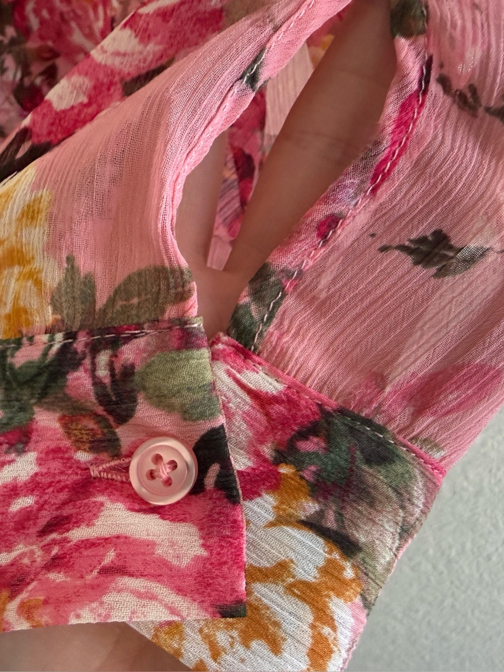 KUT from the Kloth Jasmine Chiffon Button mi-Up Blouse Size S (2-4) - Picture 7 of 13